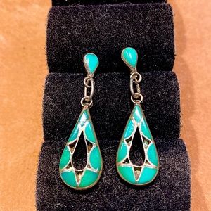 Beautiful Sterling Inlaid Turquoise Earrings